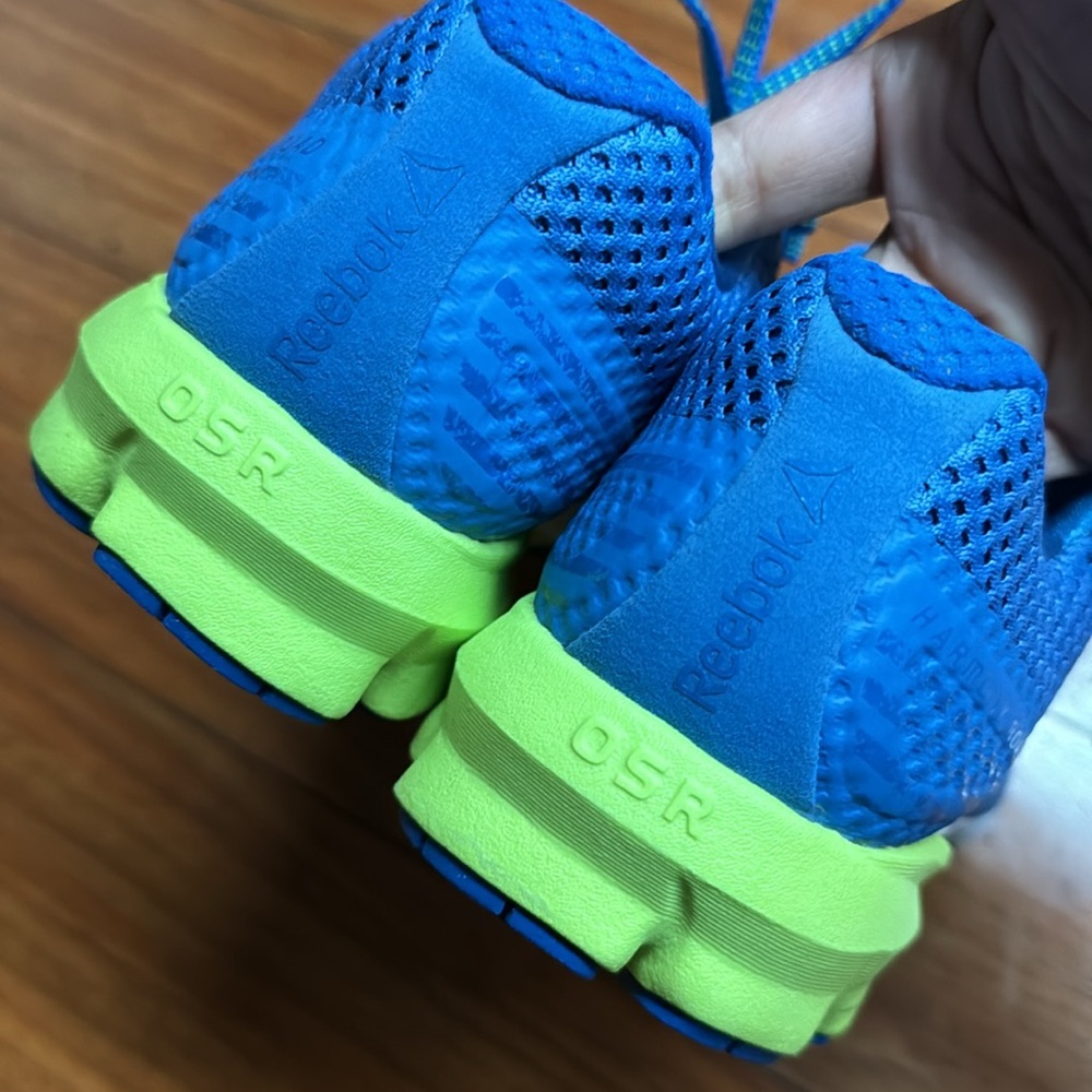 NEW—Womens Reebok Running Shoes - Picture 4 of 6